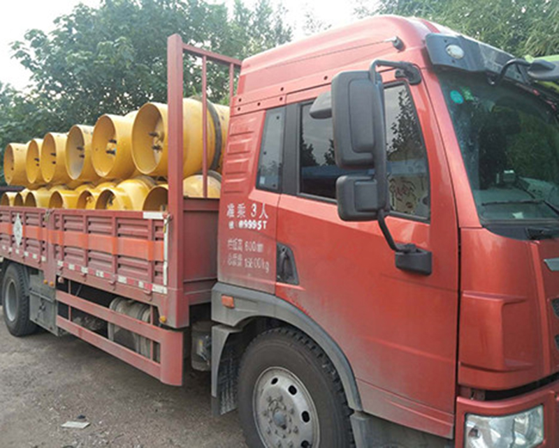 液氨運(yùn)輸車(chē)-01